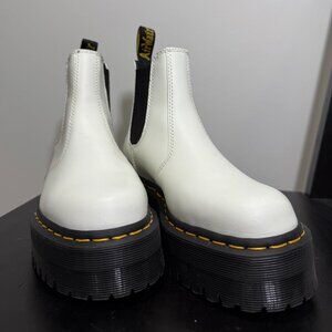 Doc Martens 2976 Smooth Leather Platform Chelsea Boots